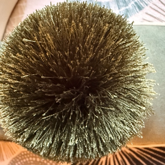 Tory Burch Daphne Pom Pom Satin Luxe Platform Sneaker. Size 7.5 - Picture 8 of 8